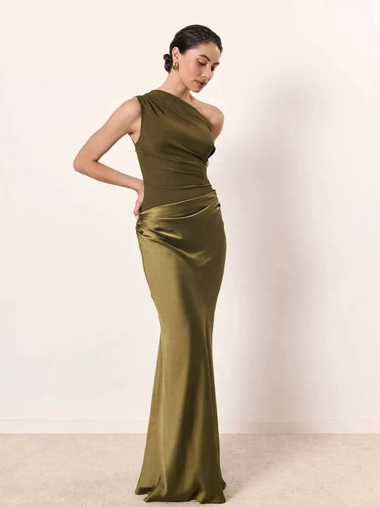 Grace & Annalee™ | Maxi Dress with a Guilt in Satin