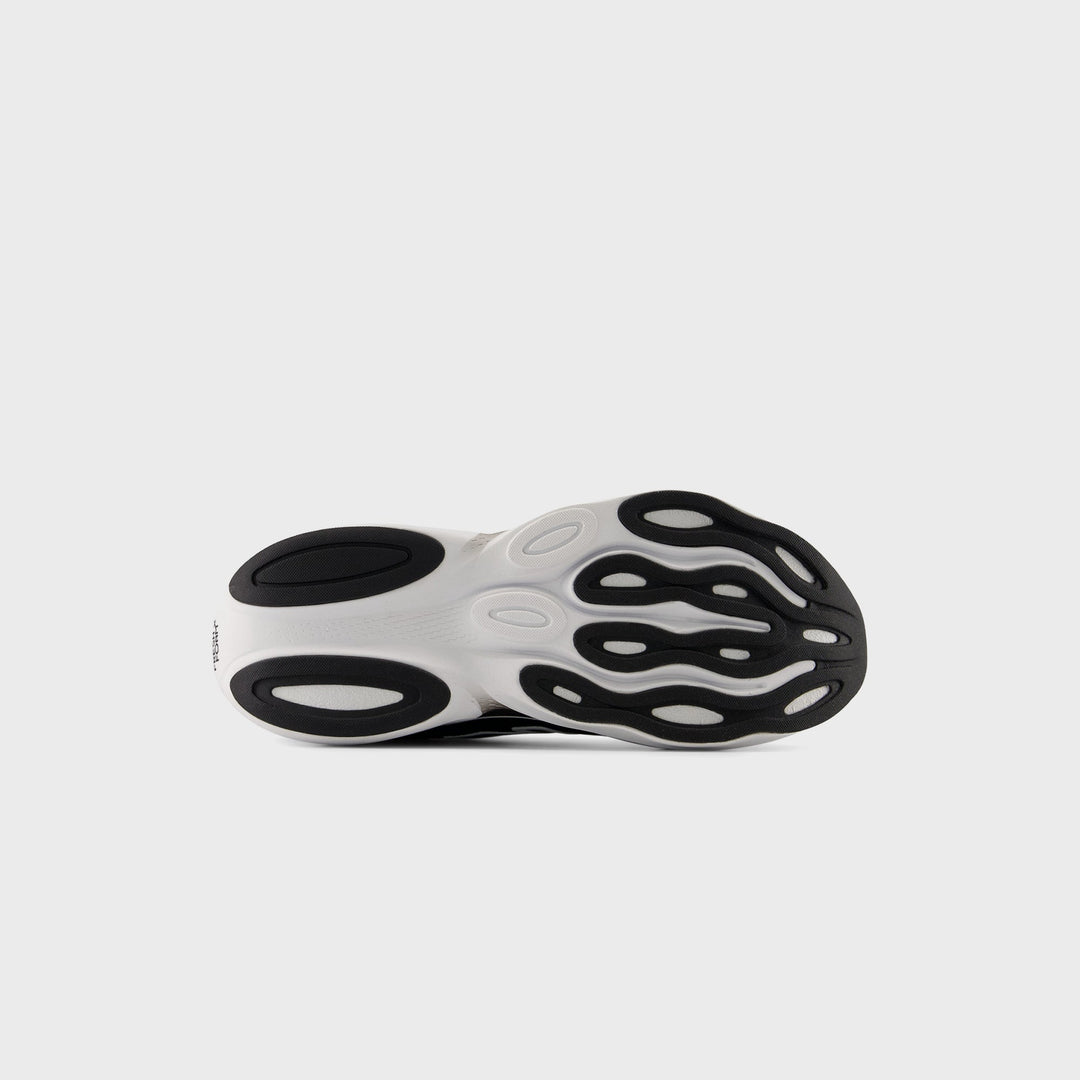 New Balance WMNS Ellipse - Black / Black Metallic / White