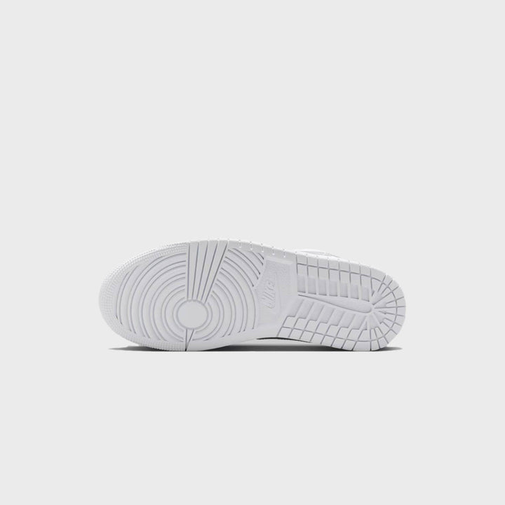 Jordan WMNS Air Jordan 1 Low SE - White / Metallic Silver