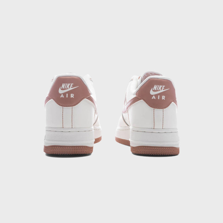 Nike WMNS Air Force 1 &