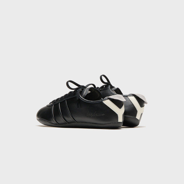 adidas x Y-3 Tokyo - Black / Black / White