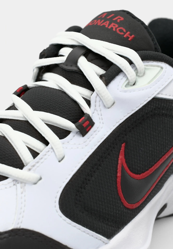 Nike  AIR MONARCH IV
