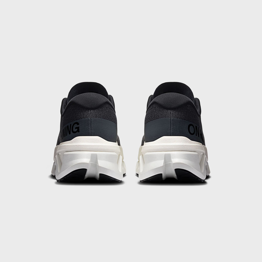 On Running Cloudmonster 3 Hyper - Black / Ivory