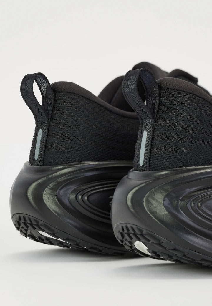 Nike VOMERO PLUS - Road running shoes