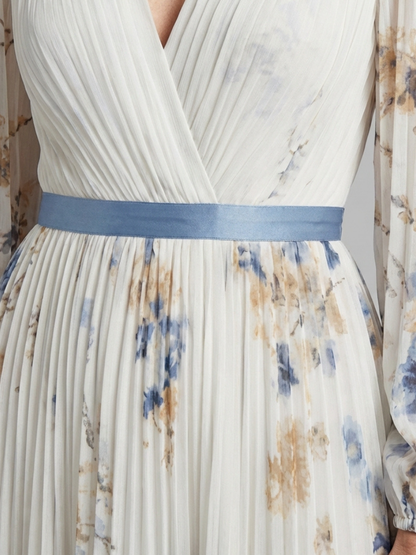 Grace & Annalee™ | Long Sleeve V Neck Floral Maxi Dress