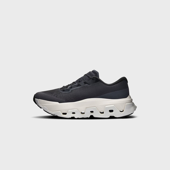On Running Cloudmonster 3 Hyper - Black / Ivory