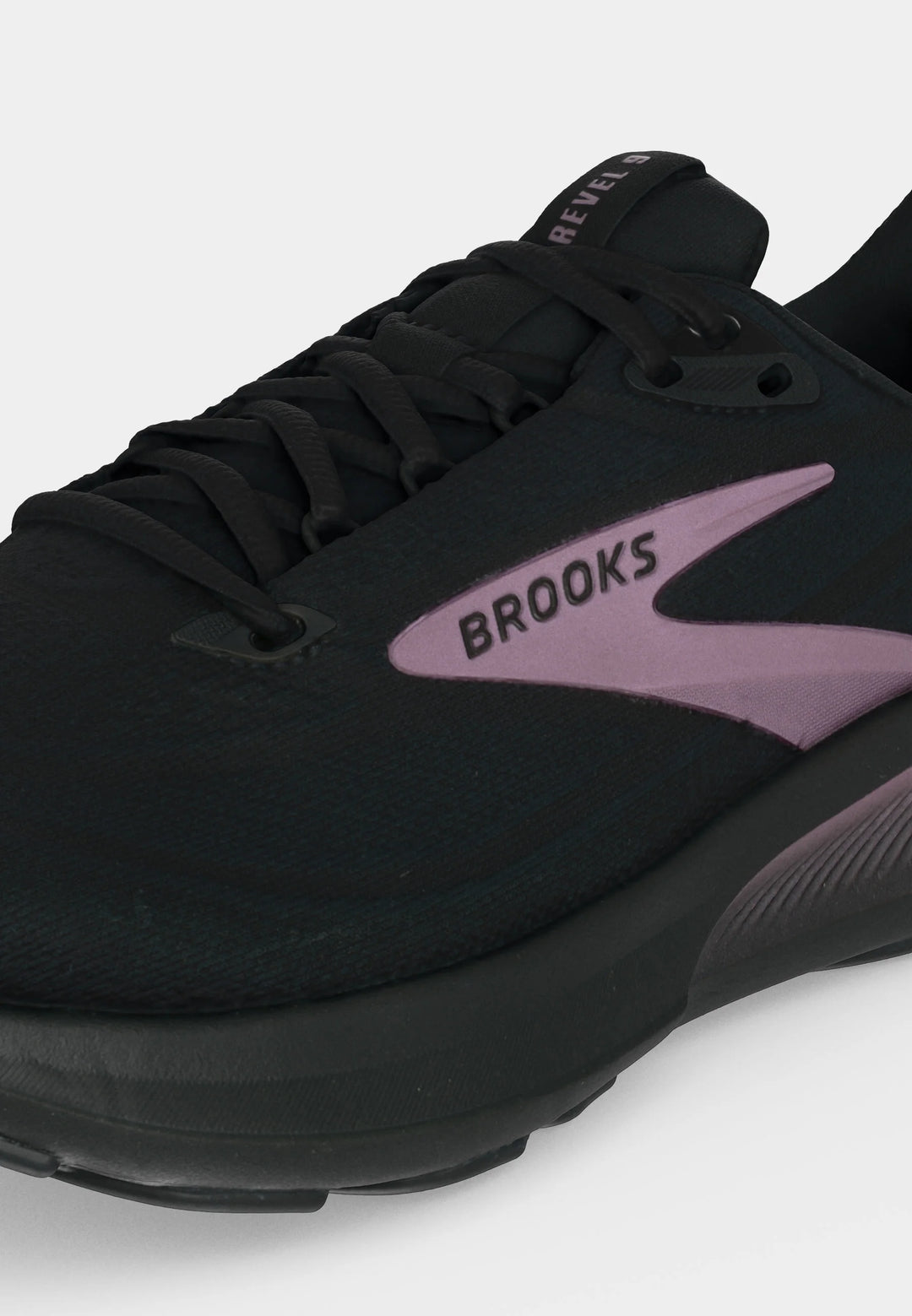 Brooks REVEL
