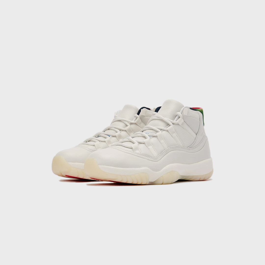 Nike Air Jordan 11 Retro - Sail / Newsprint / Sport Royal